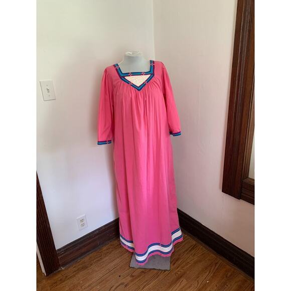 VTG 60 70 Maxi Dress Embellishments Pink Mumu House Dress Aztec Southwest Cotton - Picture 8 of 17